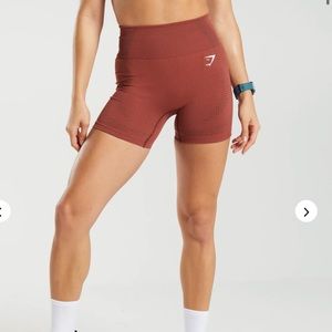 Vital seamless short